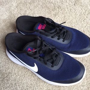 Nike flex experience 7